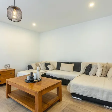 Charmante Necsilia Holiday home *